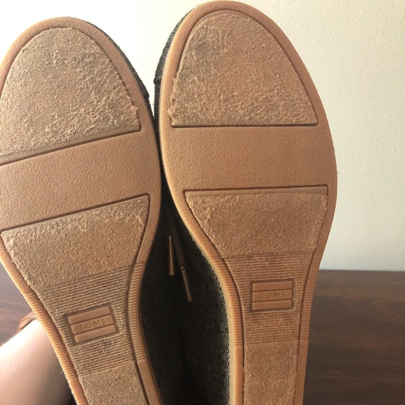 Olive Green Toms Booties - Picture 6 of 6